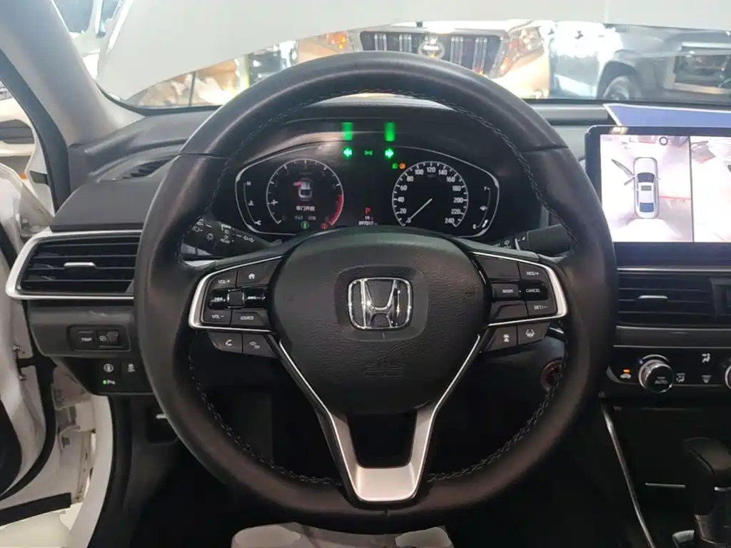 Honda Accord — миниатюра 11