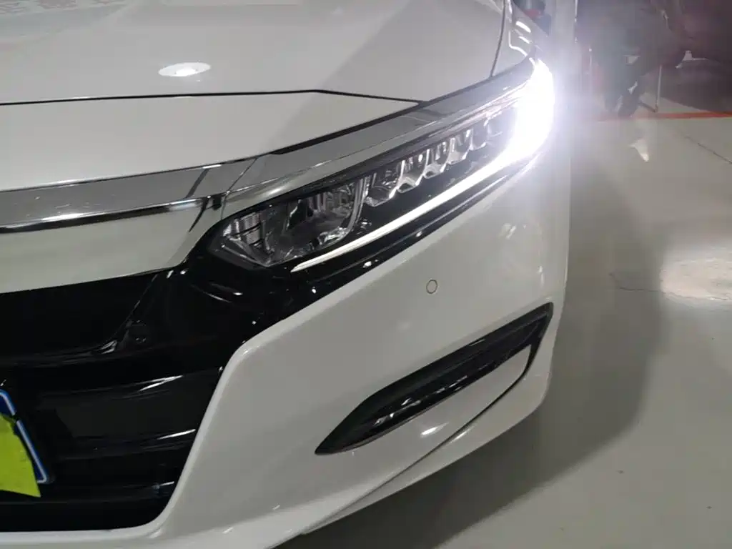 Honda Accord — миниатюра 24