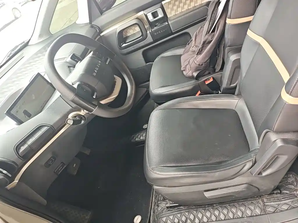 Baojun KiWi EV — миниатюра 15