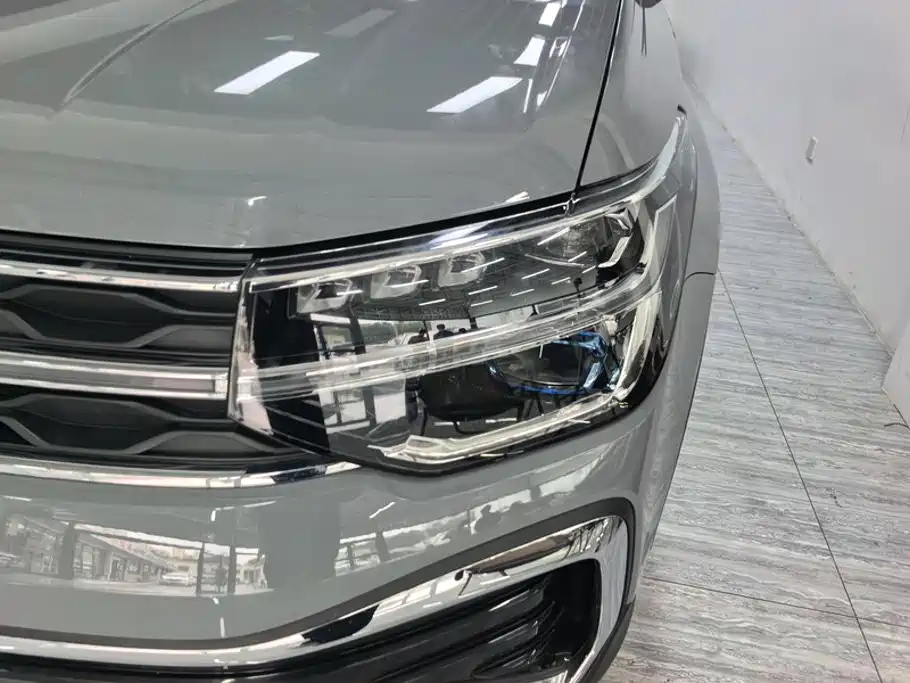 Volkswagen Tharu — миниатюра 5