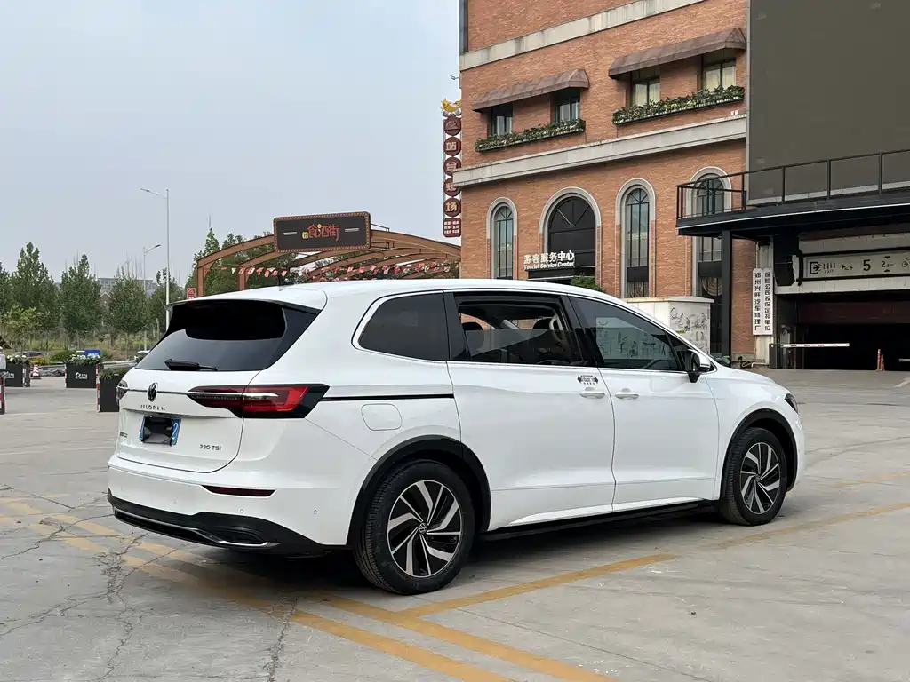 Volkswagen Viloran — миниатюра 7