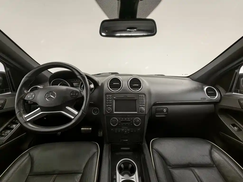 Mercedes-Benz M-Class — миниатюра 5