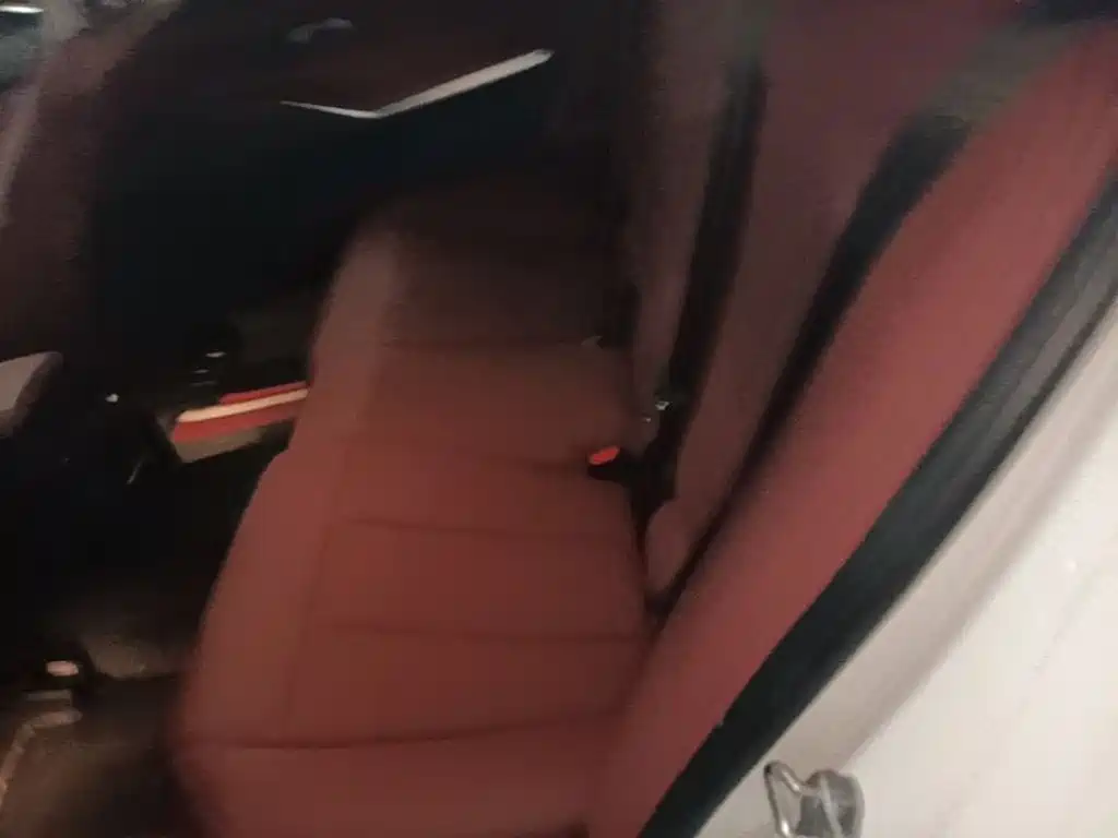 BMW 3 Series — миниатюра 17