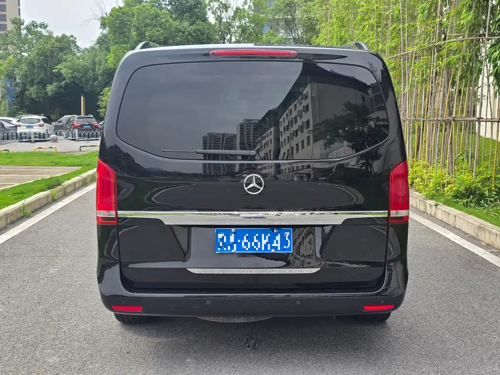 Mercedes-Benz V-Class V 2016 V 260 Luxury