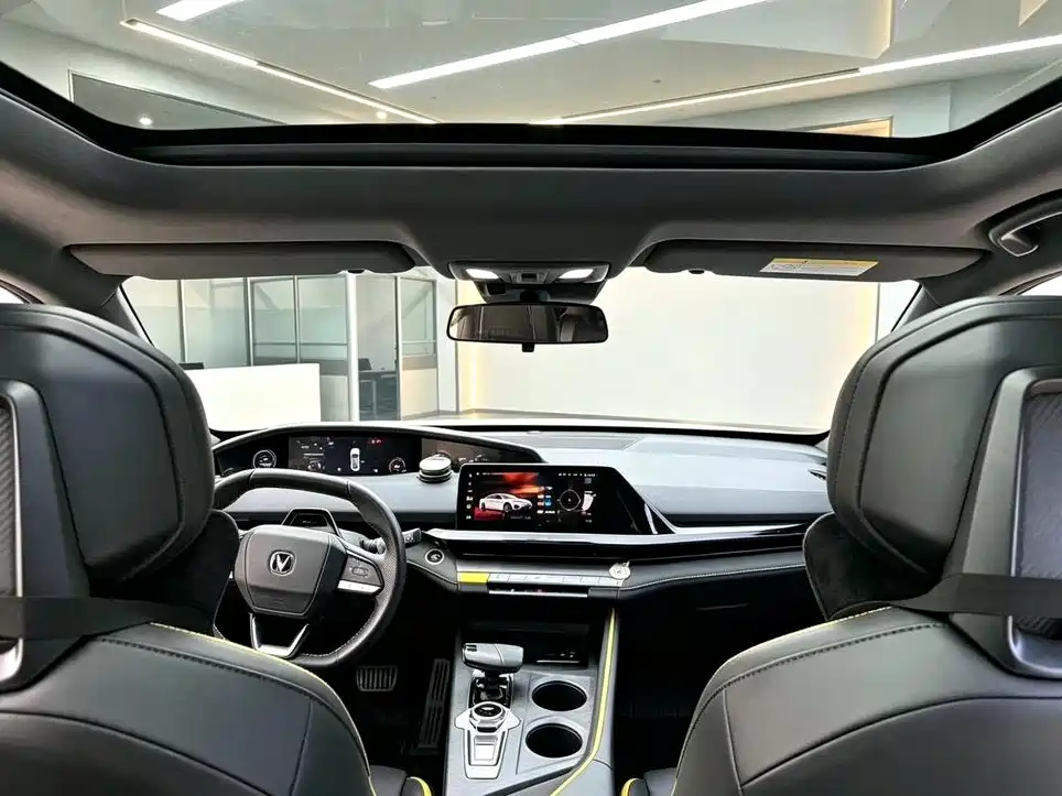 Changan UNI-V — миниатюра 4