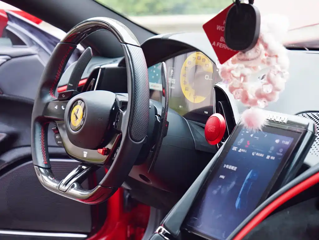 Ferrari Roma — миниатюра 13