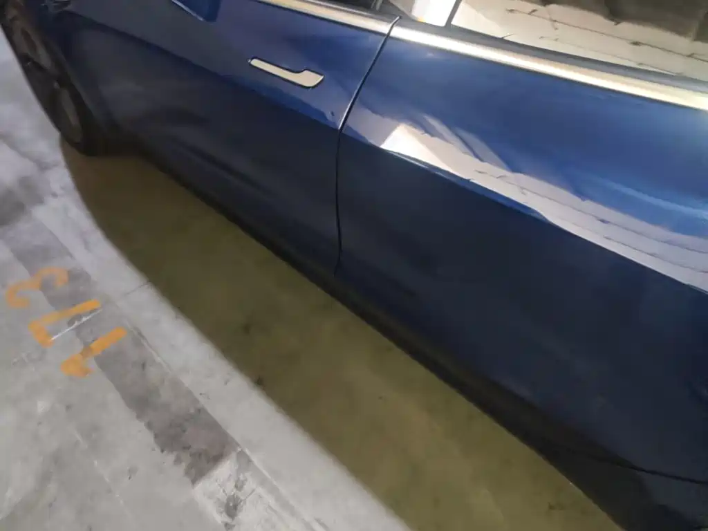 Tesla Model 3 — миниатюра 22