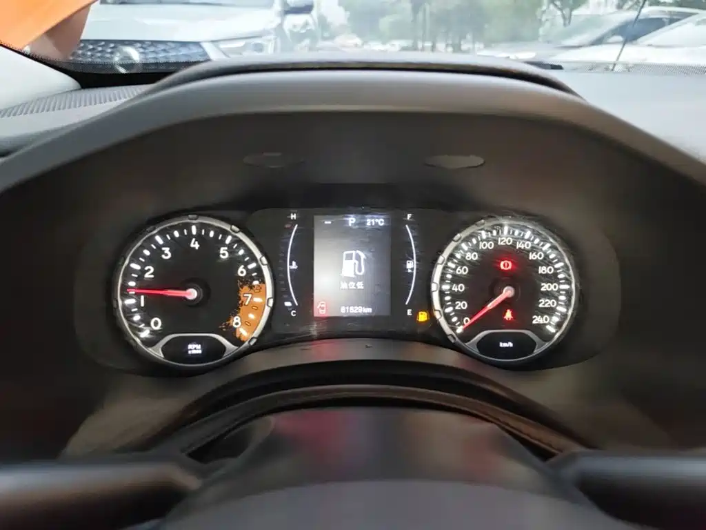 Jeep Renegade — миниатюра 12