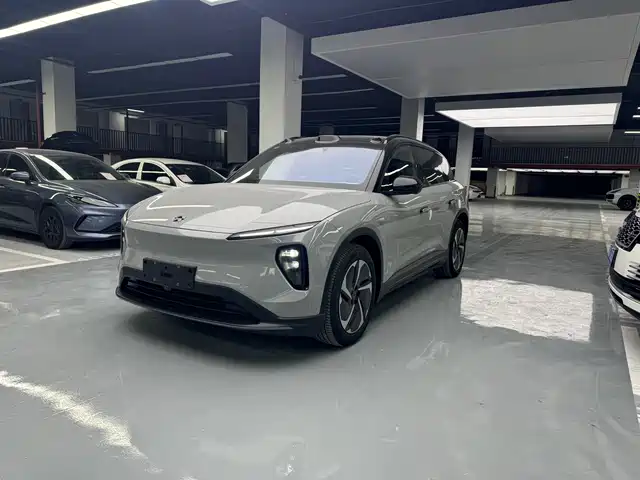 2024 Nio ES6
