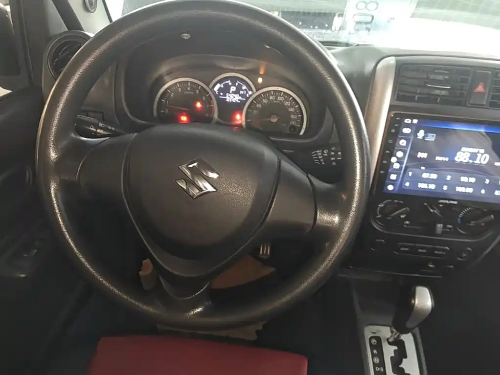 Suzuki Jimny — миниатюра 11