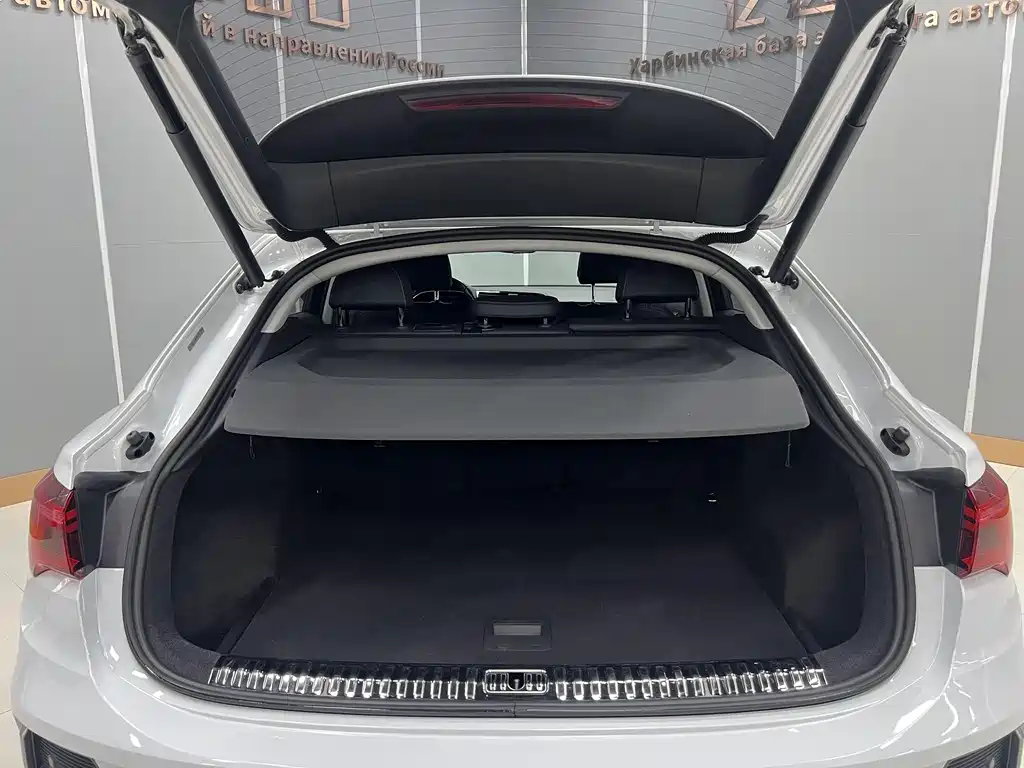 Audi Q3 Sportback 35 TFSI Progressive Type, фото 12