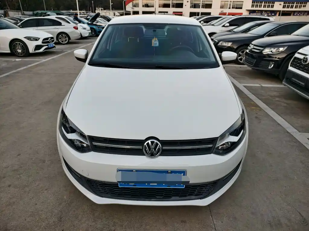 Volkswagen Polo — миниатюра 2