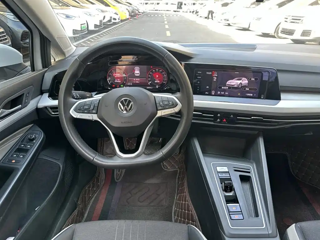 Volkswagen Golf — миниатюра 7