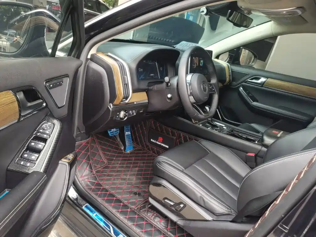 BYD Tang — миниатюра 16
