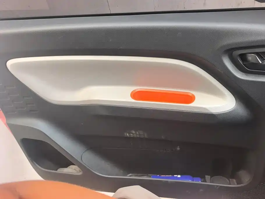 Wuling MINIEV — миниатюра 7