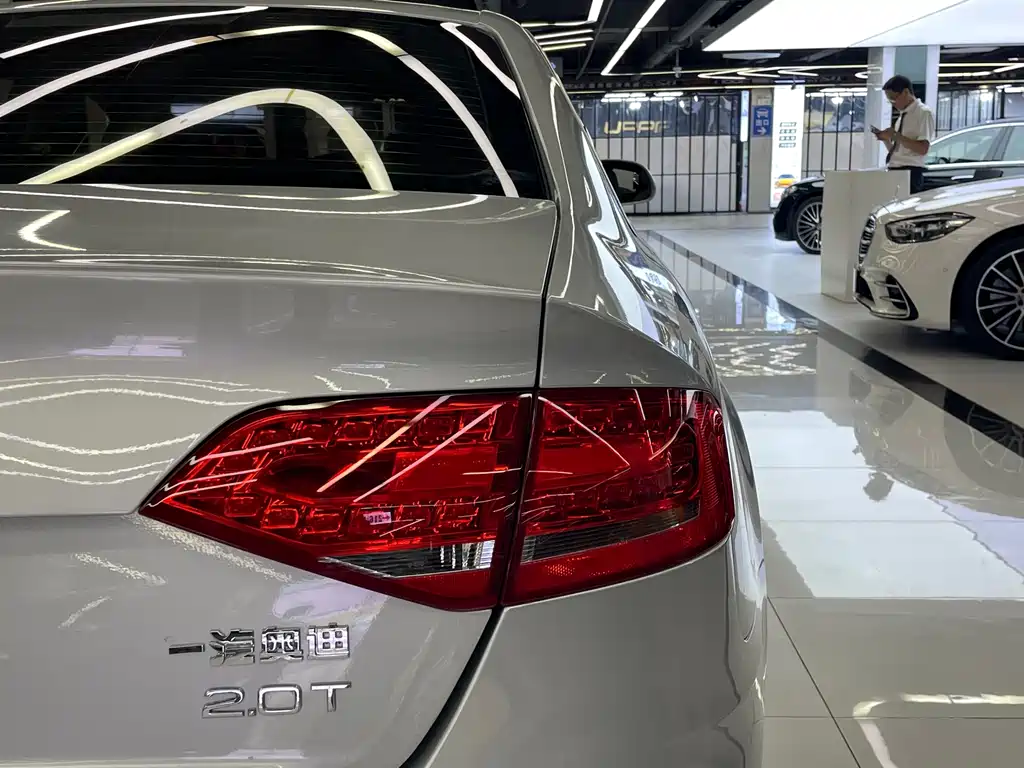 Audi A4L — миниатюра 47