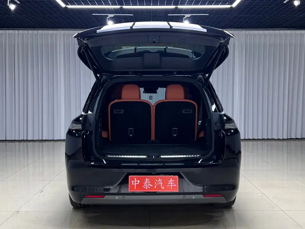 Li Auto Li L8 — миниатюра 6