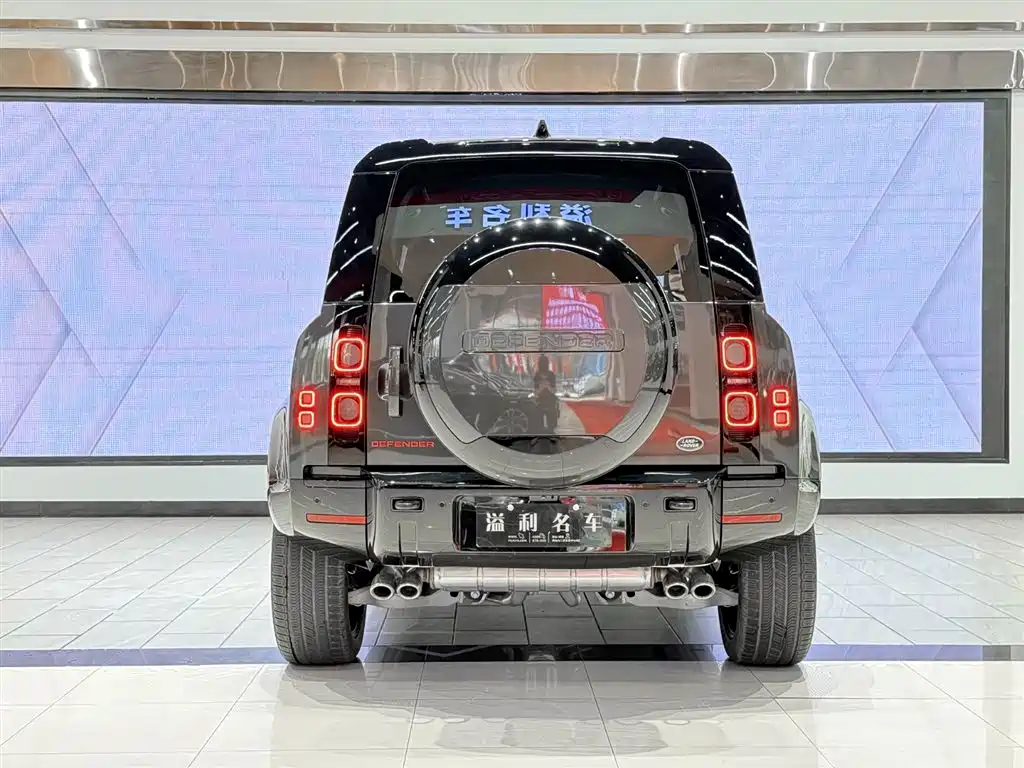Land Rover Land Rover Defender 2025 110 5.0T V8