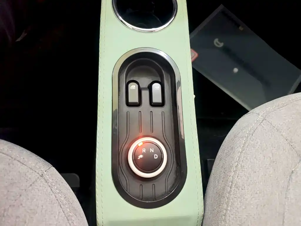 Wuling MINIEV — миниатюра 14
