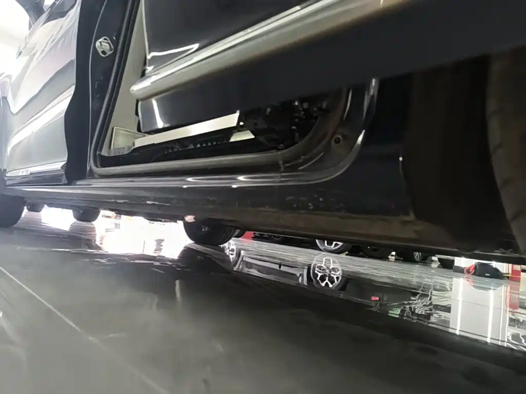 Roewe iMAX8 — миниатюра 22