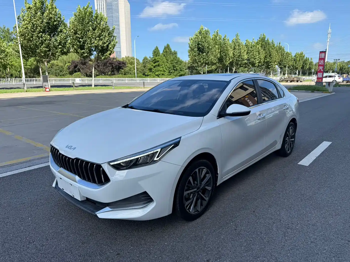 起亚K3 2021款 1.5L CVT时尚版 2022