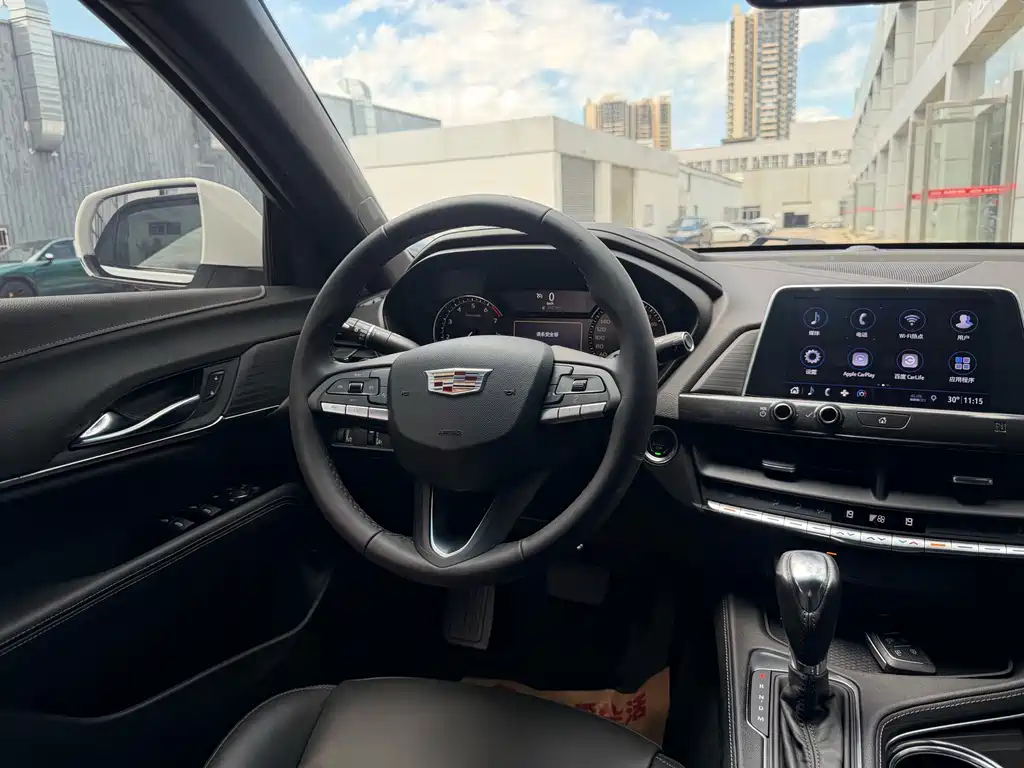Cadillac CT4 — миниатюра 8