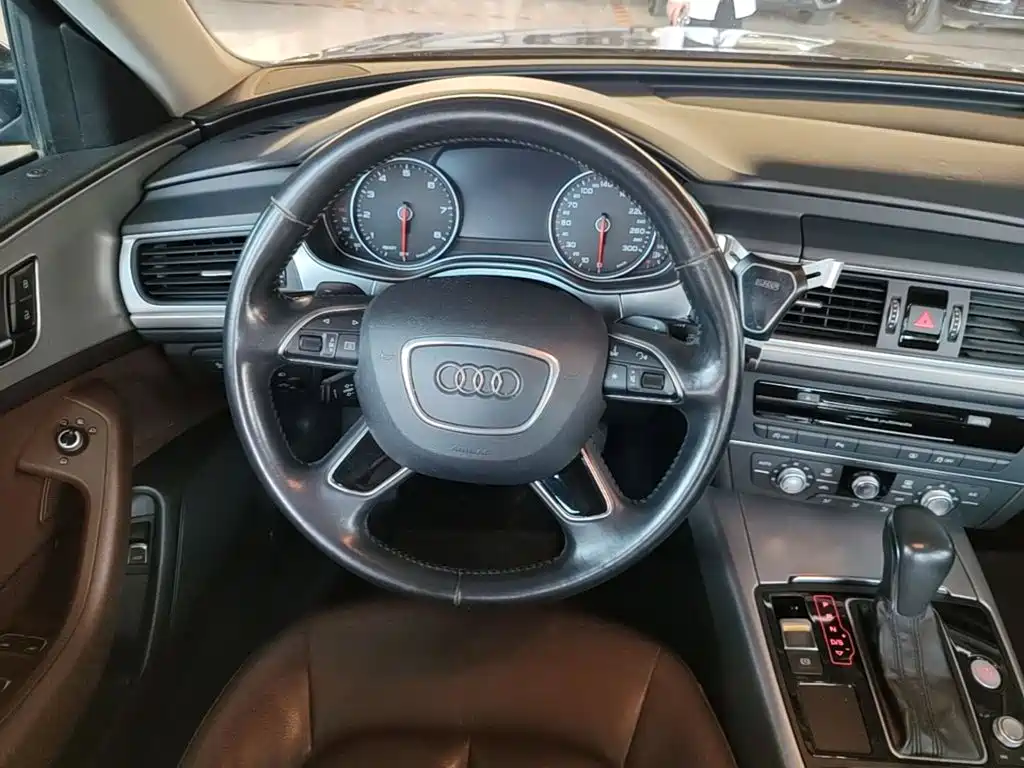Audi A6L — миниатюра 11