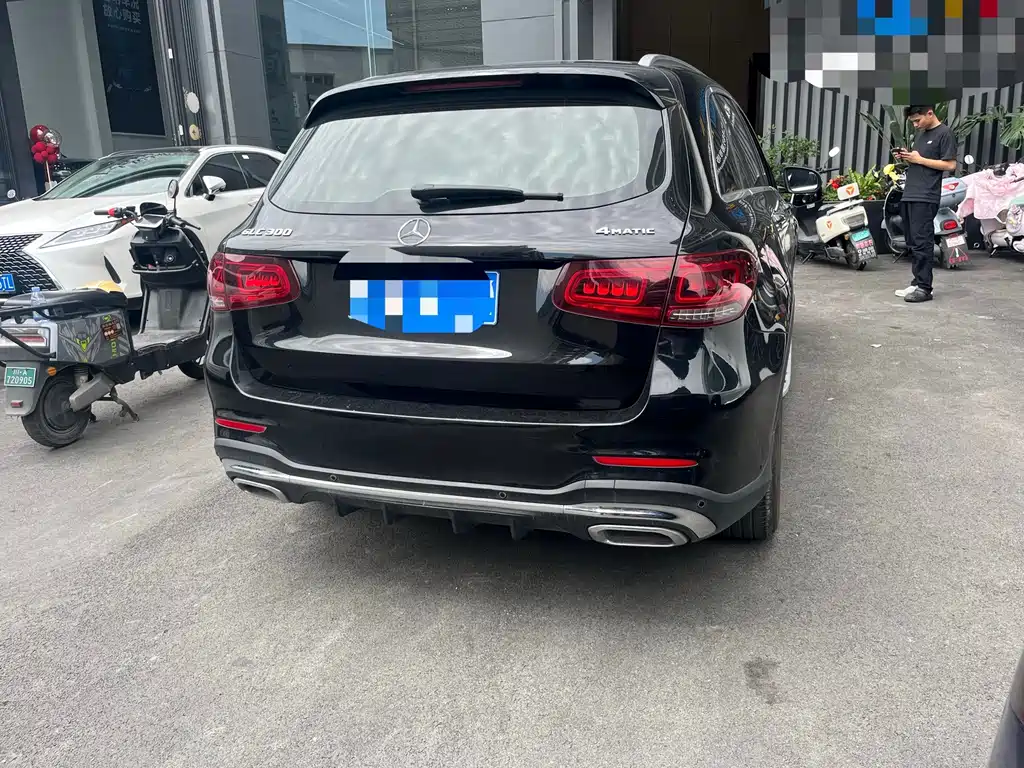 Mercedes-Benz GLC — миниатюра 9