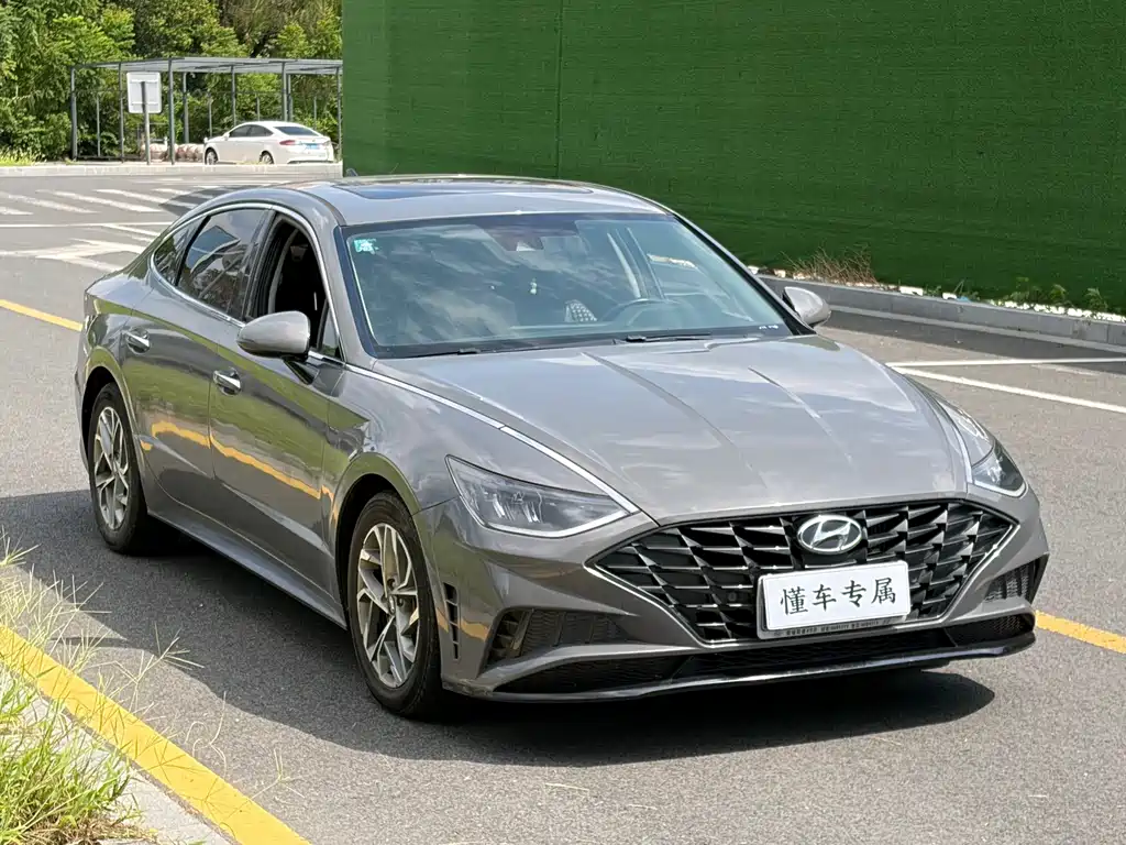 Hyundai Sonata — миниатюра 3