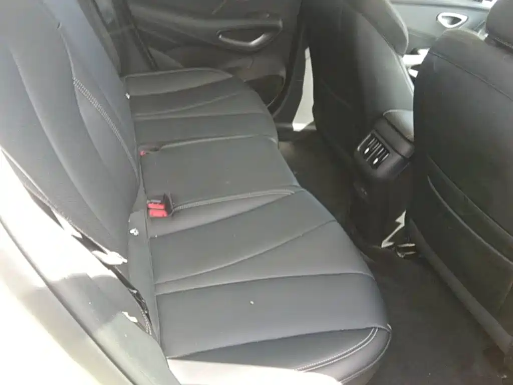 BYD Sealion 05 EV — миниатюра 22