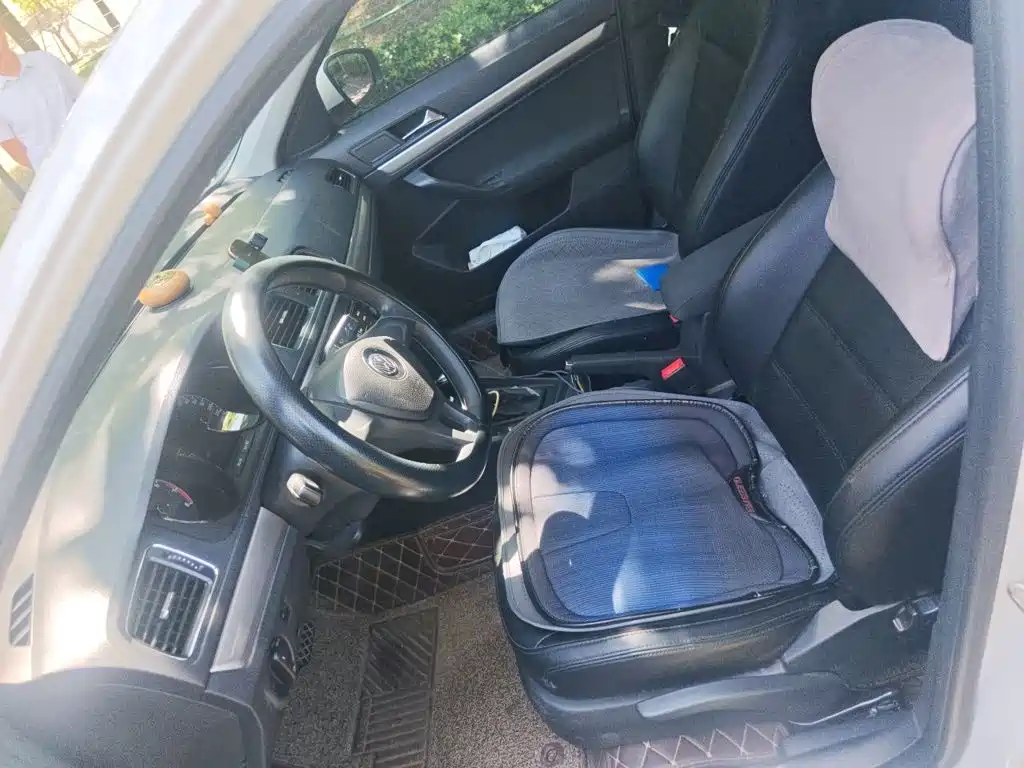 Volkswagen Lavida — миниатюра 8