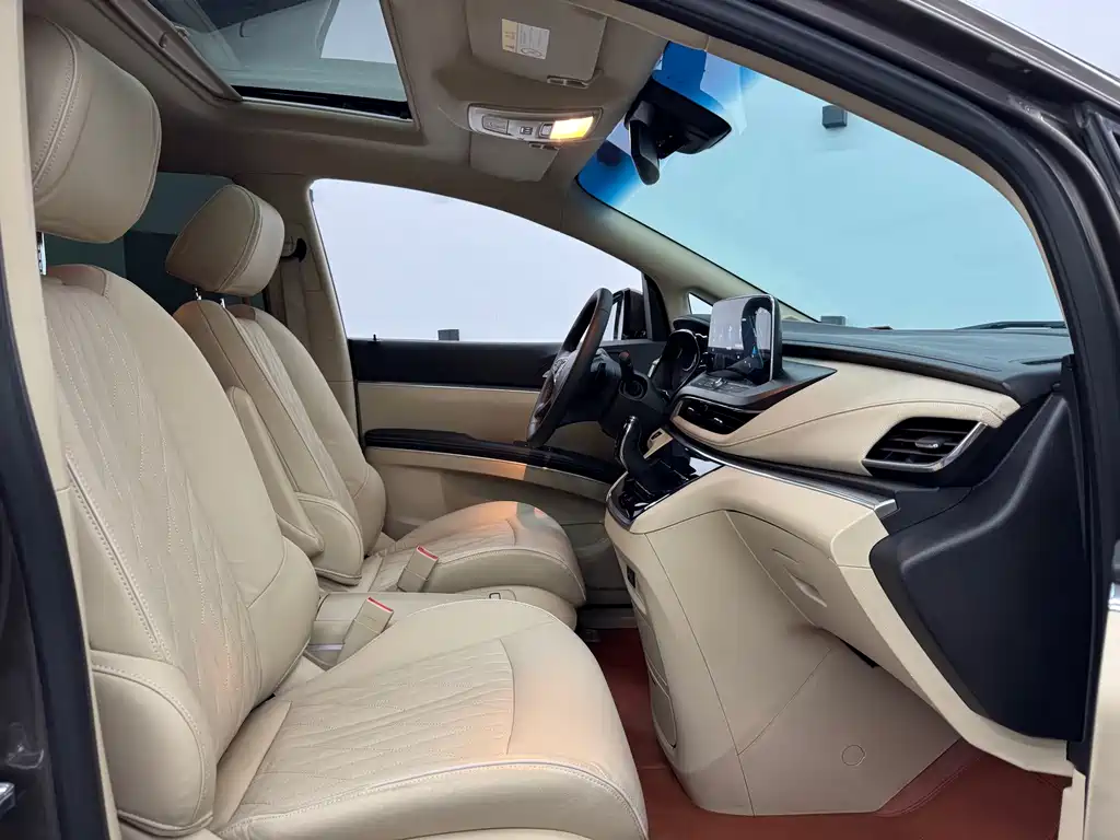 Buick GL8 2023 652T Luxury