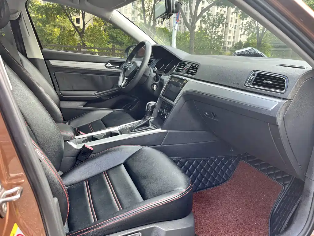 Volkswagen Lamando — миниатюра 7