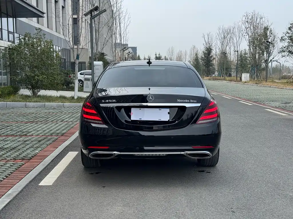 Mercedes-Benz S-Class — миниатюра 4