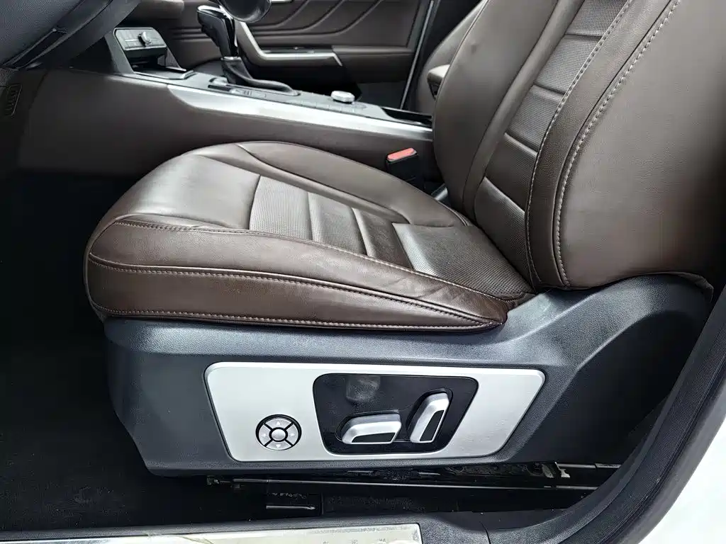 Wey Wey VV5 — миниатюра 20