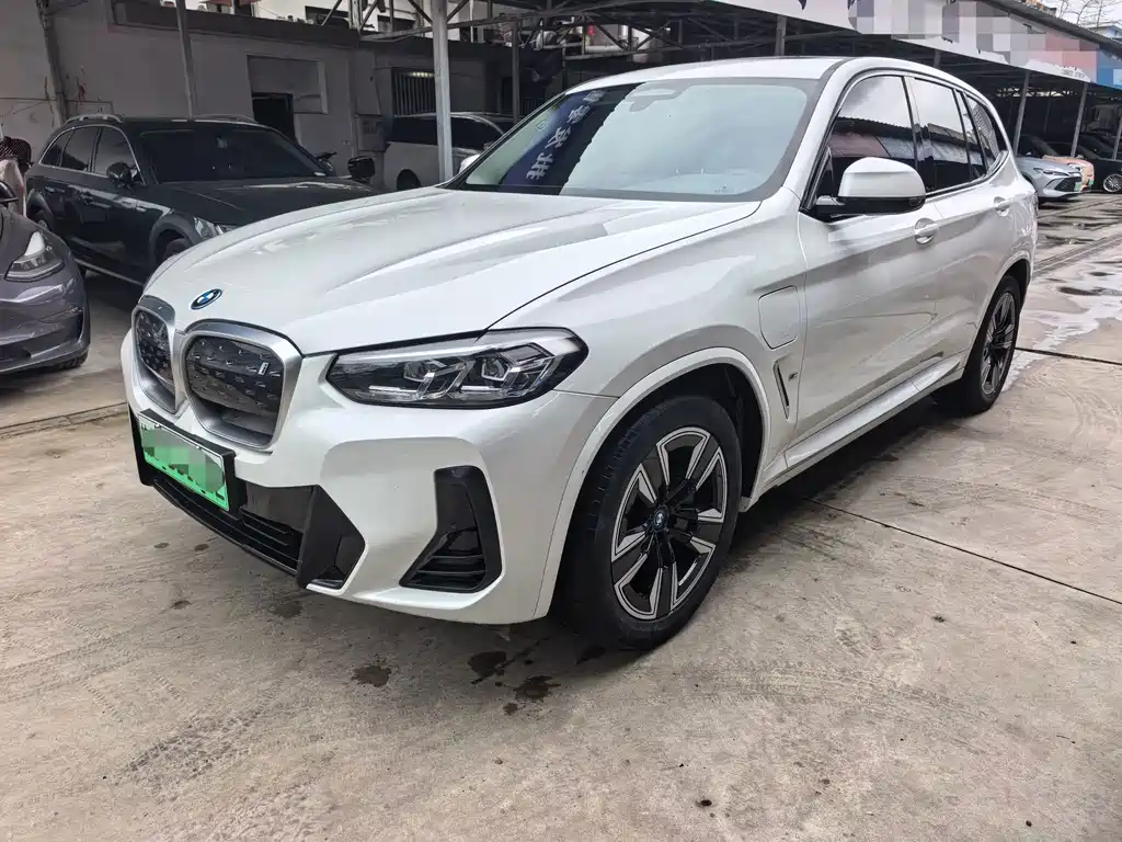 BMW iX3 — миниатюра 3