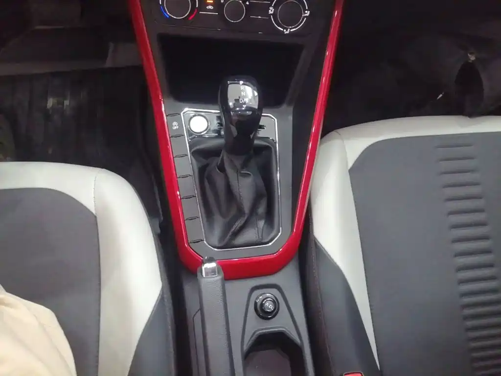 Volkswagen Polo — миниатюра 14
