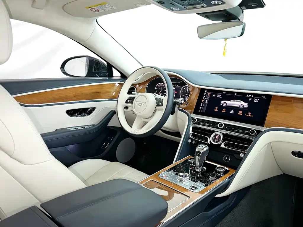 Bentley Flying Spur — миниатюра 17