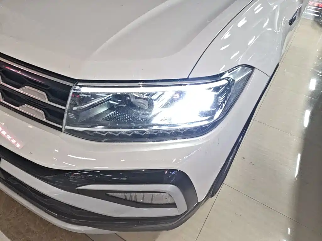 Volkswagen T-Cross — миниатюра 24