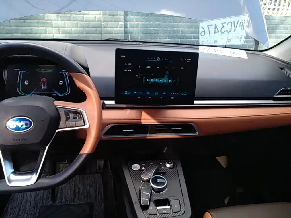 BYD e2 — миниатюра 13