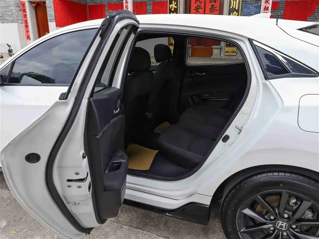 Honda Civic 2021 HATCHBACK 220TURBO CVT