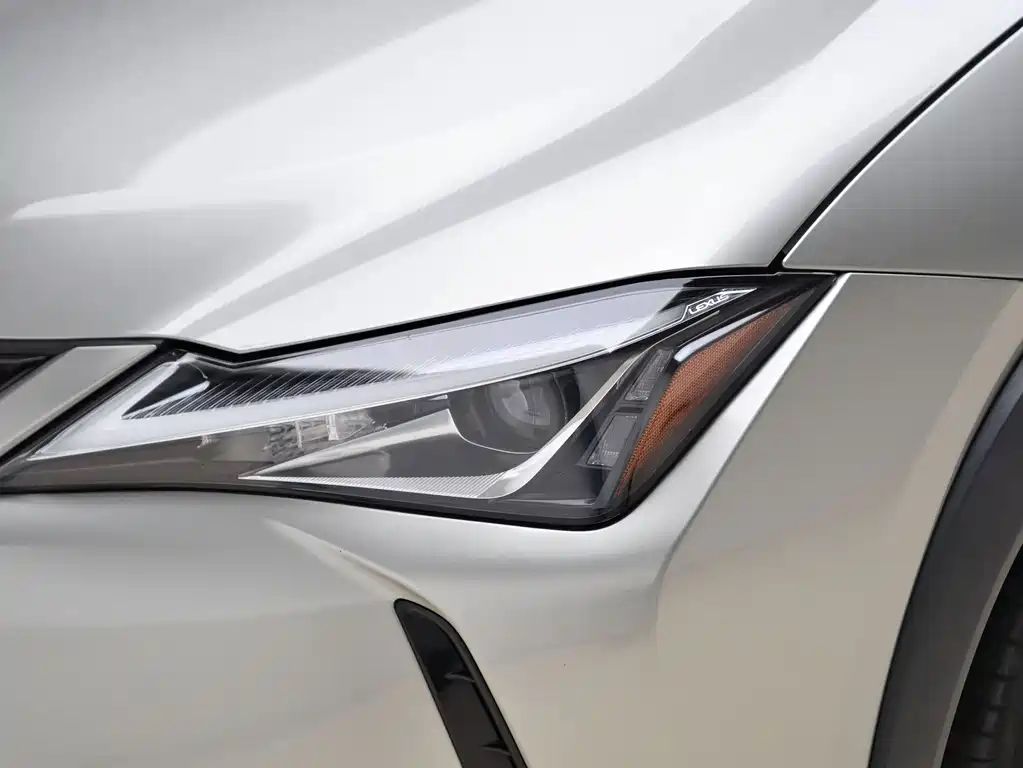 Lexus UX — миниатюра 25
