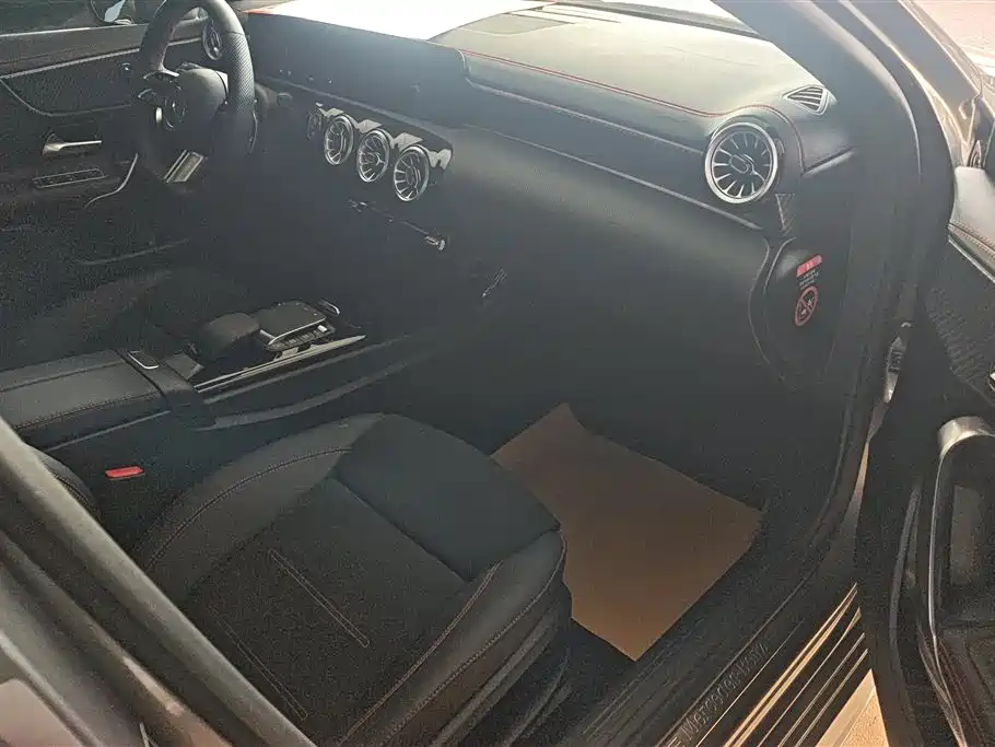 MERCEDES-BENZ A CLASS