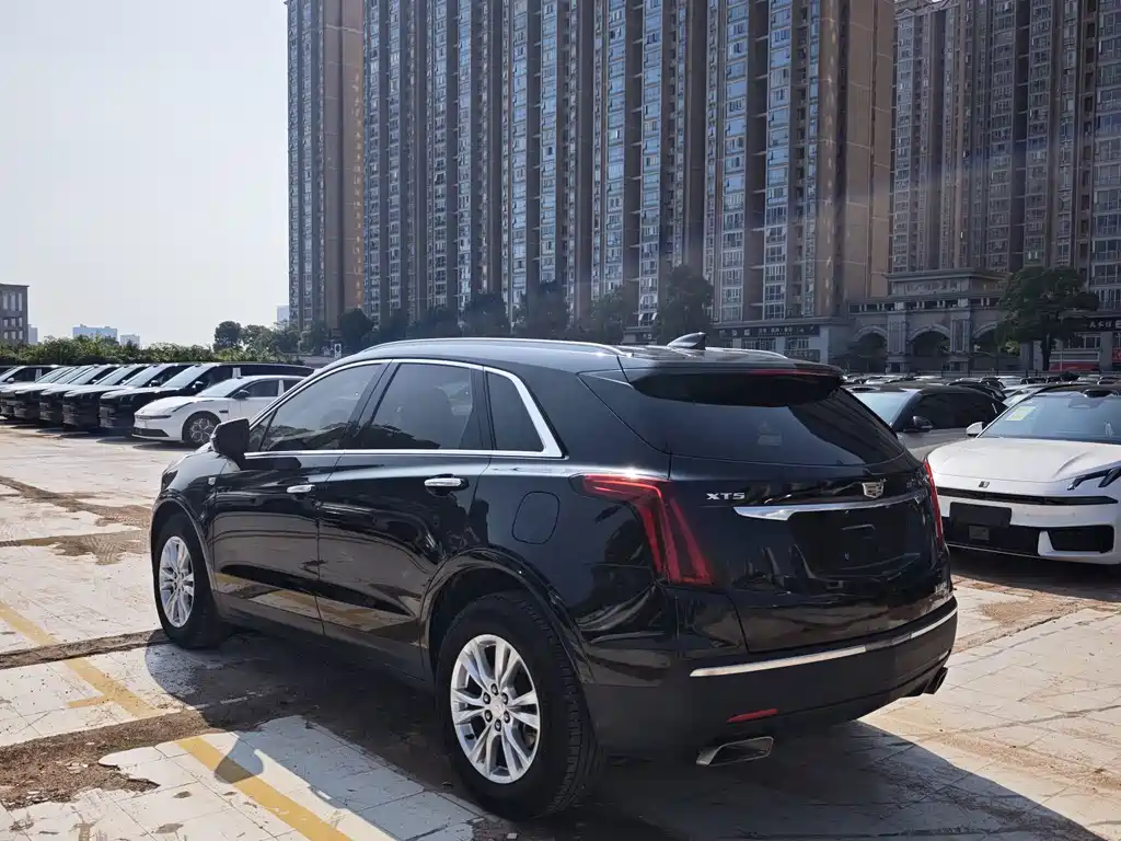 Cadillac XT5 — миниатюра 9