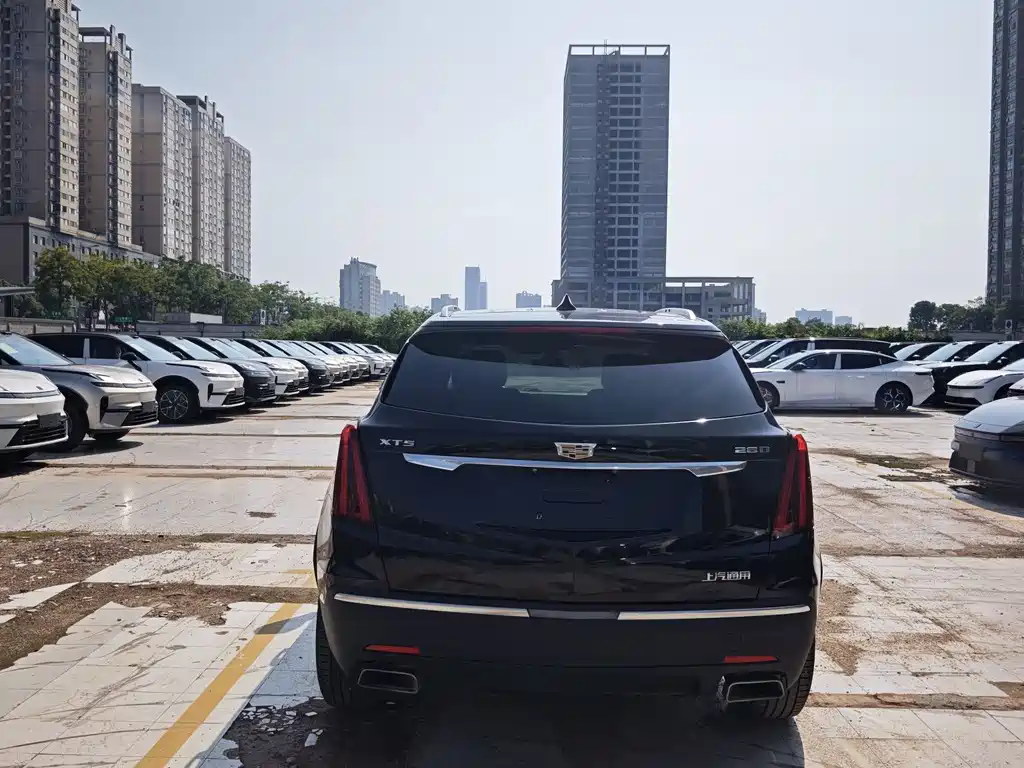 Cadillac XT5 — миниатюра 10