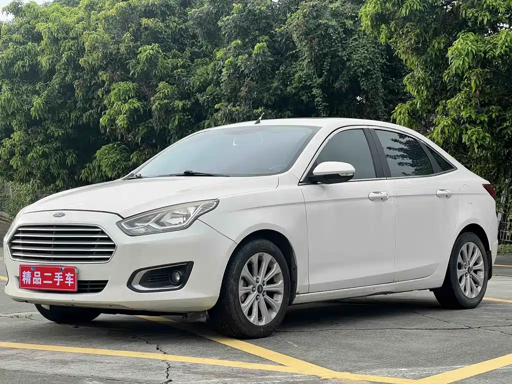 Ford Escort 2015