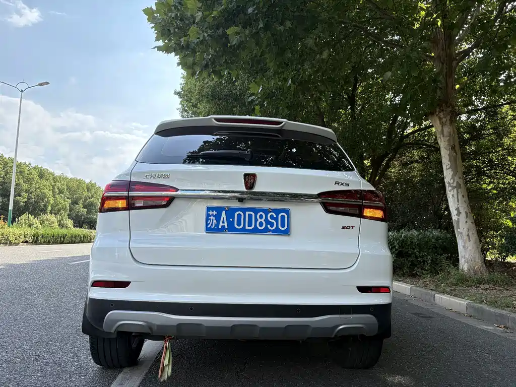 Roewe RX5 — миниатюра 5
