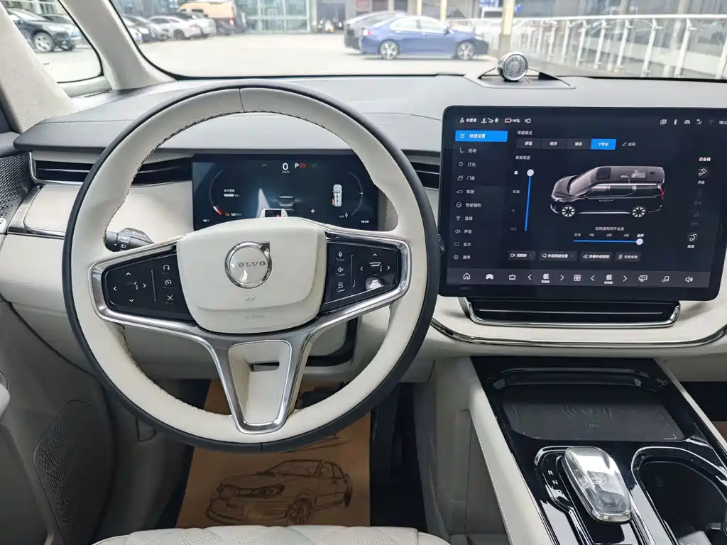 Volvo EM90 — миниатюра 18