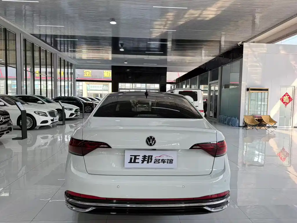Volkswagen Sagitar — миниатюра 4