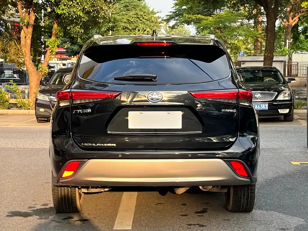 Toyota Highlander — миниатюра 5